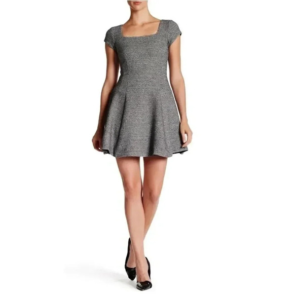 {Nanette Lepore} NWT: Adventure Seeker Dress - Picture 3 of 9